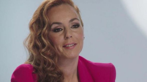 Rocío Carrasco mantiene el liderazgo ante Mujer