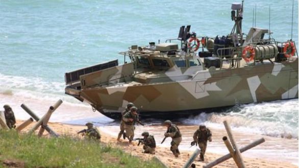 Rusia comienza el repliegue de las tropas enviadas a Crimea