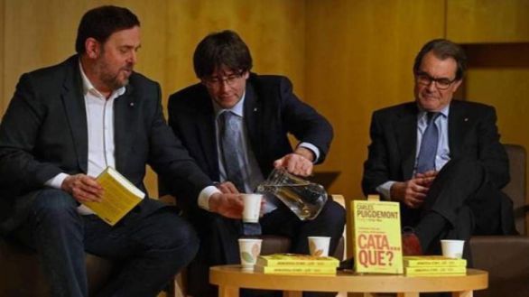 El Tribunal de Cuentas cita a Mas, Junqueras y Puigdemont para liquidar los gastos de Diplocat