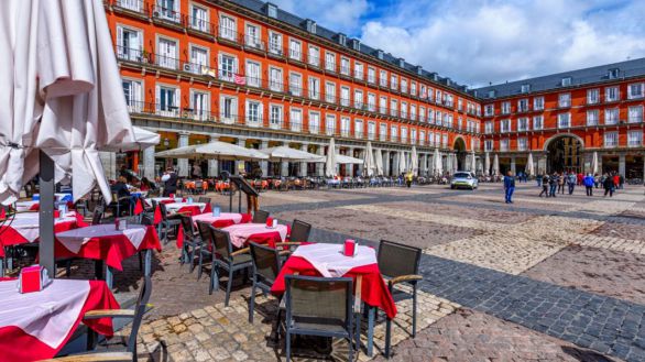 Madrid destina 900 millones de euros en ayudas directas: podrán solicitarse a partir del 1 de mayo