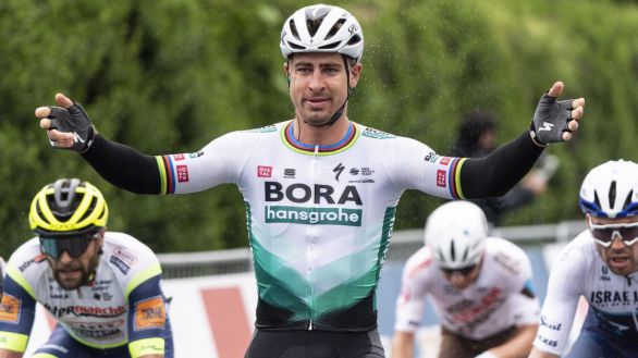 Tour de Romandía. Sagan se entona y Dennis lidera
