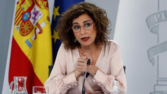 El Gobierno revisa al alza la previsión de déficit al 8,4 % del PIB este año