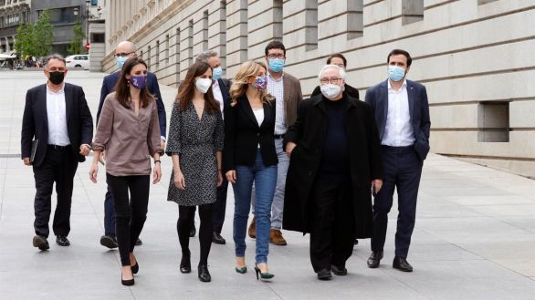 Yolanda Díaz manda ya en Podemos y pide menos 