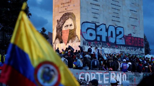 Duque ordena el máximo despliegue militar para contener la violencia en Cali