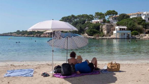 Los turistas españoles vacunados no necesitarán una PCR negativa para viajar a Baleares