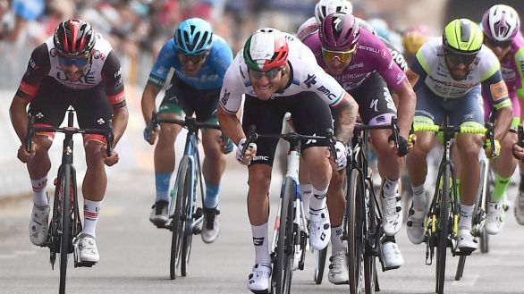 Giro. Nizzolo se apunta la anhelada victoria en Verona