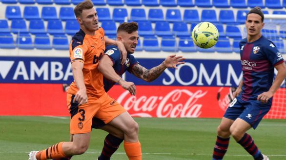 El Huesca baja al contaminarse de la depresión del Valencia | 0-0