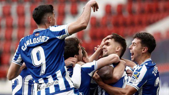 La sufrida Real Sociedad entra en la Europa League gracias a Isak | 0-1