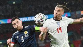 Inglaterra se la pega contra el muro de Escocia | 0-0
