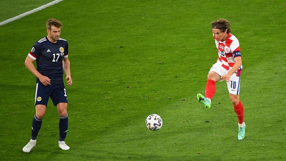 De la clase de Modric a la contemporización inglesa