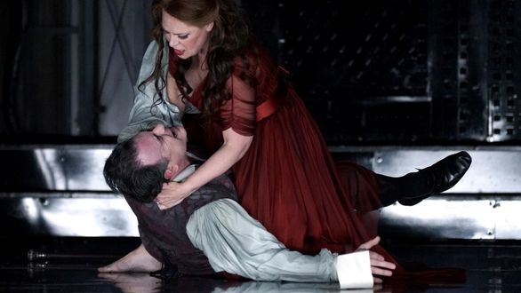 El Teatro Real clausura con Tosca , de Puccini, una temporada de excellentia