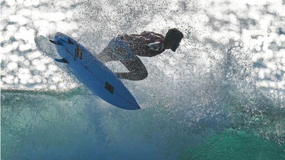 Llegó el día: el surf y el skate se estrenan como deportes olímpicos