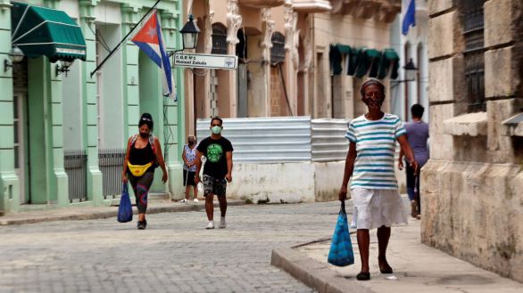 EEUU sanciona a la Policía Nacional de Cuba y facilitará el acceso a internet en la isla