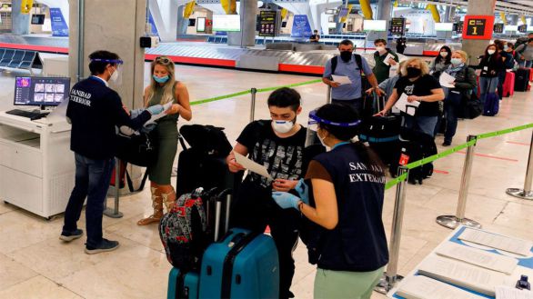 Sanidad levanta la prohibición de los vuelos desde Sudáfrica y Brasil