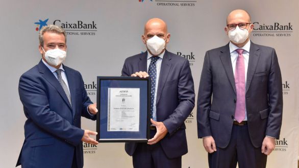 CaixaBank certifica la calidad de su gestión interna