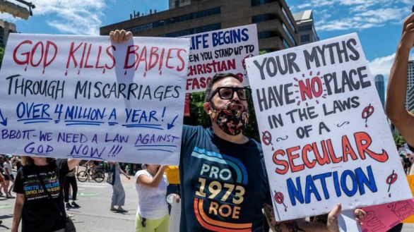 Un Supremo dividido examina la ley contra el aborto de Texas