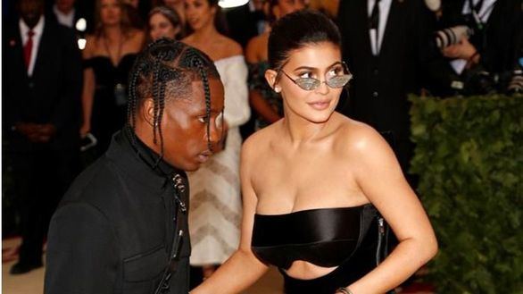 Kylie Jenner confirma que está embarazada de su segundo hijo