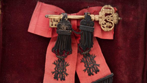 Sale a subasta una llave de 1886 que daba acceso libre al Palacio Real de Madrid