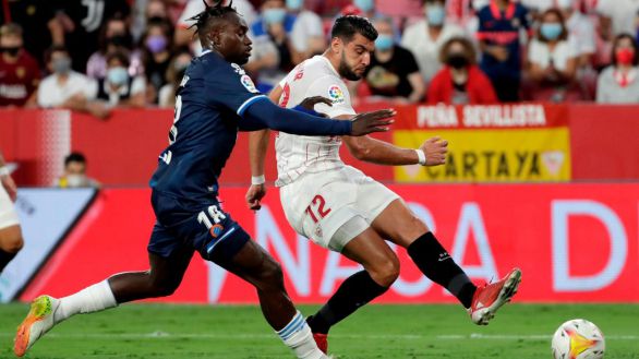 El Sevilla también gana al Espanyol con uno menos | 2-0