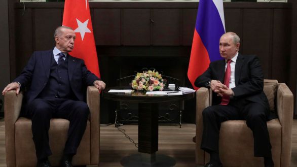Putin y Erdogan celebran su primera reunión postpandemia con Siria en la mira