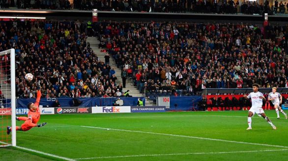 El Salzburgo se impulsa a costa del Lille | 2-1