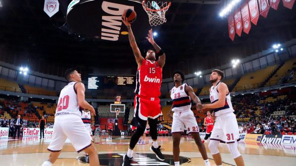 Euroliga. El Pireo para por encima del Baskonia | 75-50