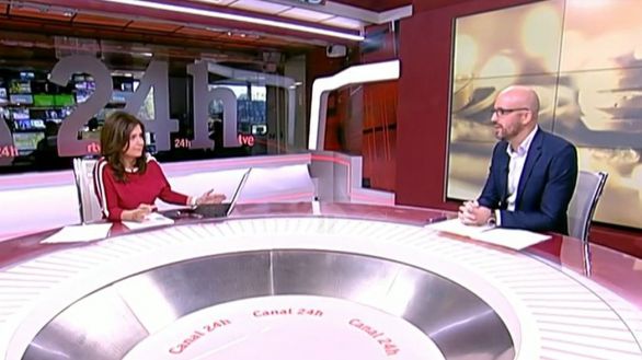 El negociador económico de Podemos, en fuera de juego ante el anuncio