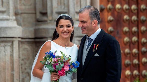Ortega-Smith se casa en Toledo con una directiva mexicana
