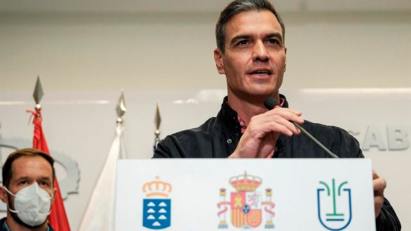 Sánchez viaja a La Palma en plena polémica PSOE-Podemos