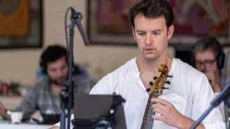 El violoncelista y violista de gamba Alejandro Marías presenta Sopra la Spagna