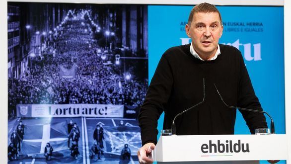 El Gobierno de Sánchez se pliega a las exigencias de Bildu para aprobar los presupuestos