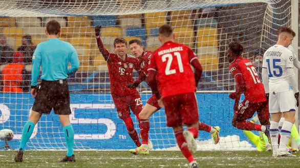 Lewadowski guía al Bayern para conquista Kiev | 1-2