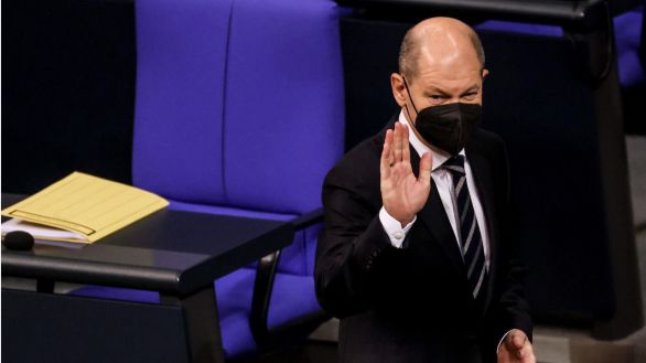 Scholz se estrena ante el Bundestag con un ataque a los 