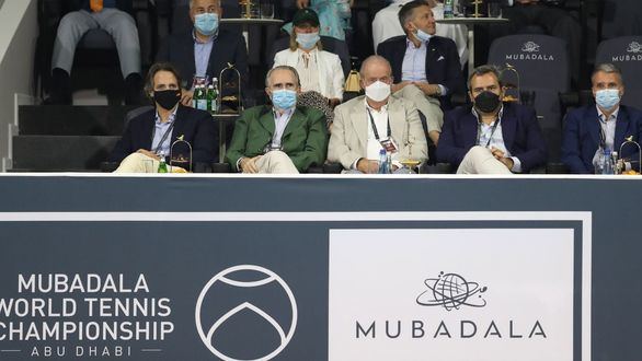 El Rey Juan Carlos reaparece en público para ver un partido de Rafa Nadal