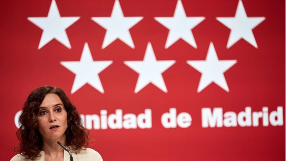 Ayuso anuncia que no habrá macrofiestas en Nochevieja, pero sí uvas en Sol