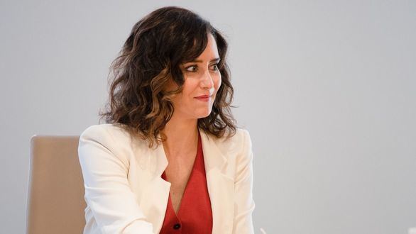 Ayuso cree que atacar la ganadería revela 