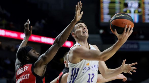 ACB. El Real Madrid barre al Zaragoza y se gana a Gaby Deck | 94-69