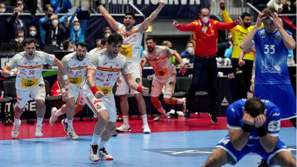 Europeo. España sufre ante Rusia pero sigue con la vista puesta en las medallas |25-26