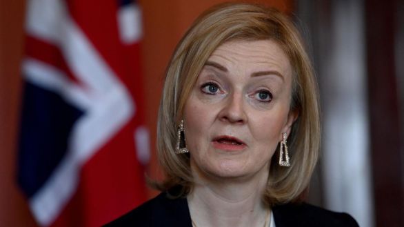 Reino Unido acusa al Kremlin de buscar un gobierno títere en Ucrania