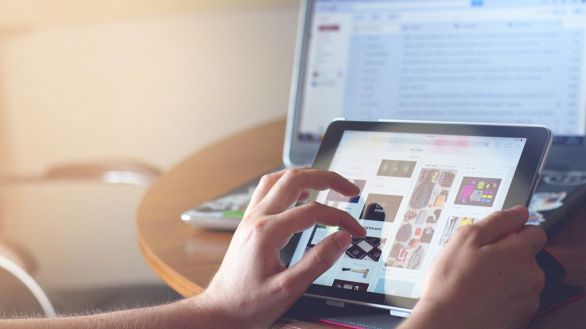 Empleo: Madrid convoca 180 plazas de técnicos docentes en competencia digital