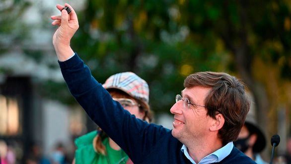 Martínez-Almeida: “Nos jugamos que Castilla y León se diluya en el sanchismo”