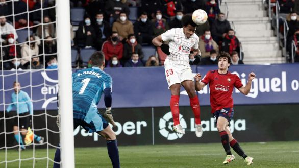 El VAR rescata al Sevilla pero Rakitic falla un penalti en el 93 | 0-0