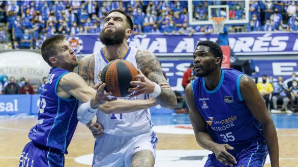 ACB. El Real Madrid también vuelve a ganar en España y refuerza su liderato