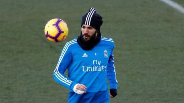 El Real Madrid sigue sin saber si Benzema podrá jugar ante el Barcelona