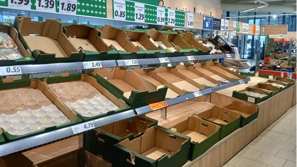 El paro del transporte amenaza con enquistarse y provocar un grave desabastecimiento