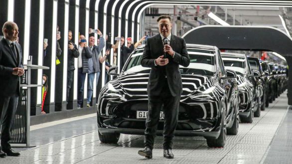 Tesla inaugura en Alemania su primera fábrica europea de coches eléctricos