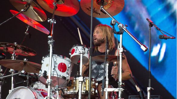 Muere el batería de los Foo Fighters horas antes de un concierto en Colombia