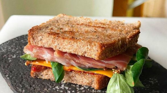 El mejor bocadillo de autor de España es de ventresca y se sirve en Madrid