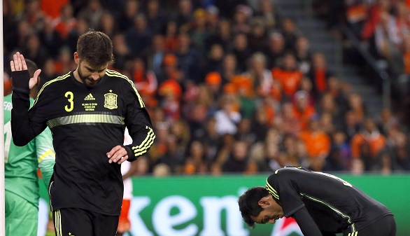 Holanda resucita en el amistoso frente a una España vulnerable ( 2-0 )