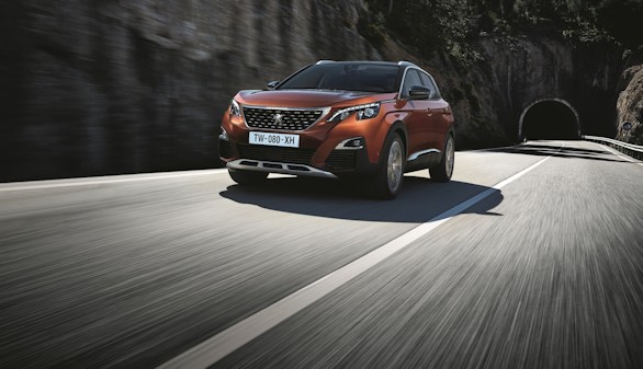 ¿Elegir tu coche basándote en el olor? Con el nuevo Peugeot 3008 ya puedes